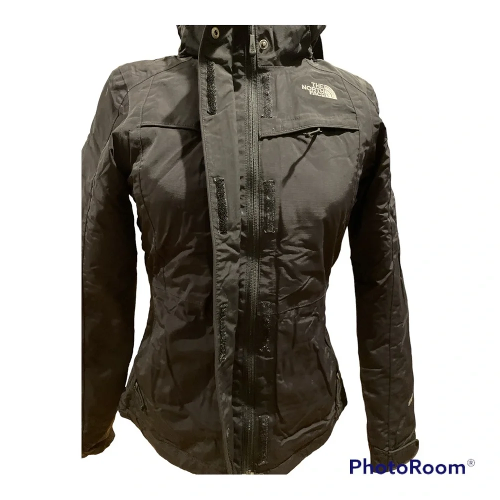 The North Face Jacket - Picture 9 of 10